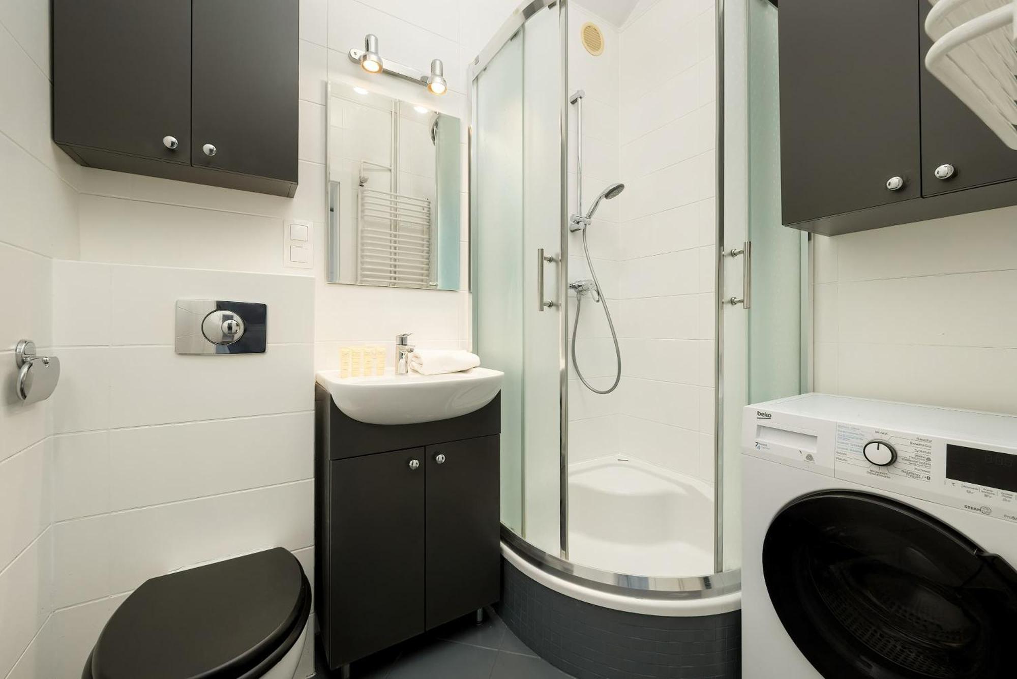 Pawlowa Stylish Apartment With Balcony & Home Office Wroclaw By Noclegi Renters Exterior photo