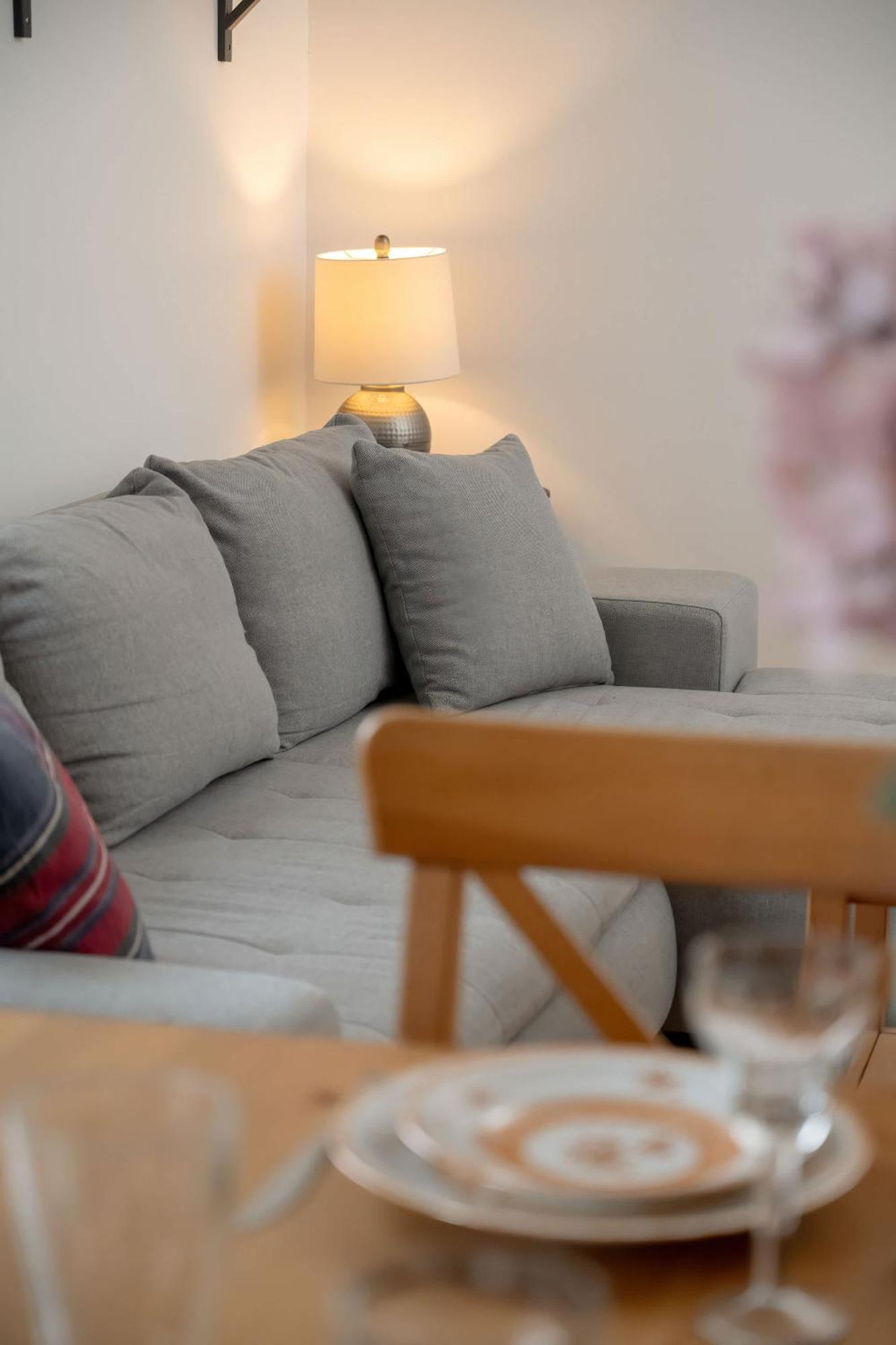 Pawlowa Stylish Apartment With Balcony & Home Office Wroclaw By Noclegi Renters Exterior photo